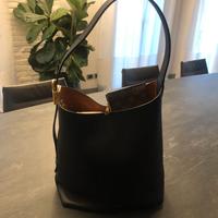 Louis Vuitton low key hobo MM