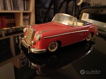 modellino Mercedes d'epoca 