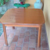 Tavolo allungabile in ciliegio 