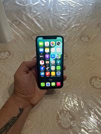 iPhone 11 pro 64 giga batteria 82% come nuovo