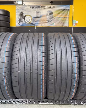 4 Gomme Bridgestone 225/40R18 + 255/35R18 Estive