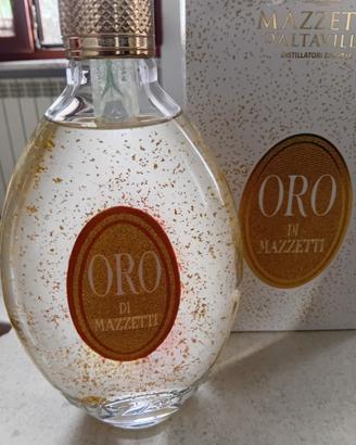 Grappa Oro di Mazzetti d’Altavilla con foglie d’or