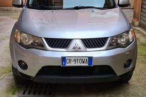 Mitsubishi Outlander 2,2