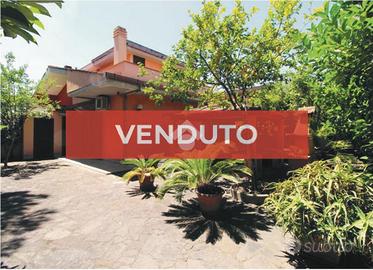 PORZIONE DI QUADRIFAMILIARE A ARDEA