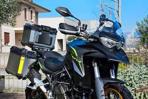 QJ Motor SRT 700 - 2024