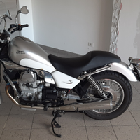 Moto guzzi nevada 750 club 2002