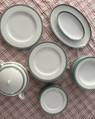 Set di piatti