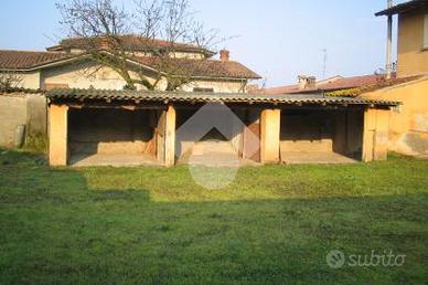 RUSTICO A QUINZANO D'OGLIO