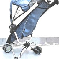 passeggino Quinny ripiegabile in poco spazio 