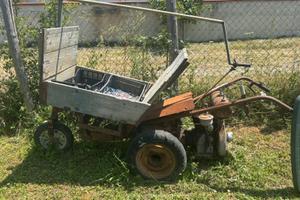 Capretto agricolo con motore benzina/petrolio