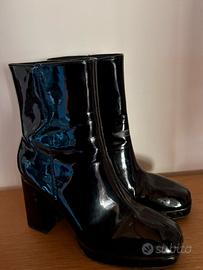 stivaletti vernice nera
