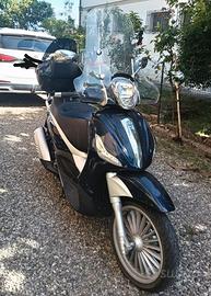 Beverly 300 ie