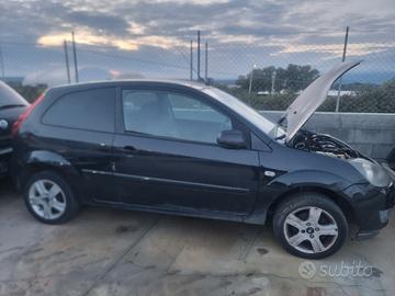 Ford Fiesta 1.4 TDCi (RICAMBI)