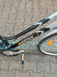 Bicicletta donna con cambio 18 velocità Shimano