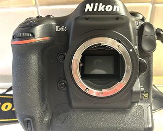 Nikon D4s