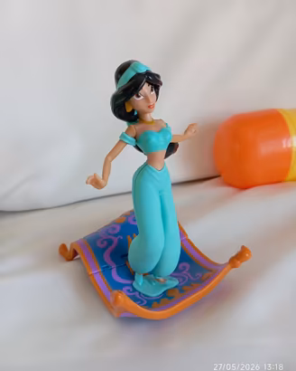 collezione Kinder sorpresa Pasqua 2025 Jasmine 