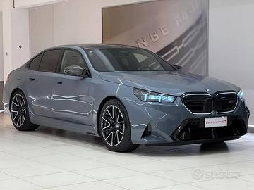 BMW Serie 5 M5 PACK CARBONIO- FRENI CARBOCERA...