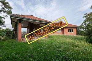 Villa di 519 m² con più di 5 locali e box auto dop