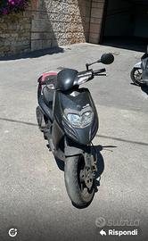 APRILIA SR 50 2018 TOP NERO 70 -