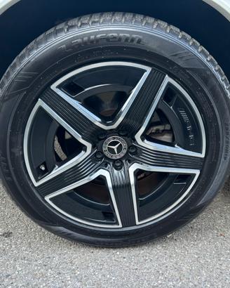 Cerchi amg 19 con gomme 235/55/19 e 255/50/29