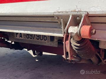 Sponda idraulica per Iveco