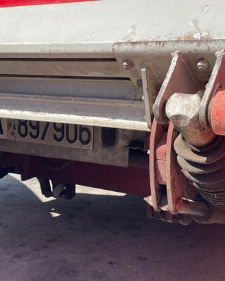 Sponda idraulica per Iveco