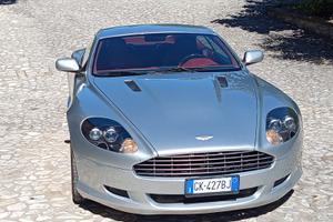 Aston Martin DB9