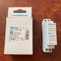Alimentatore finder 12v