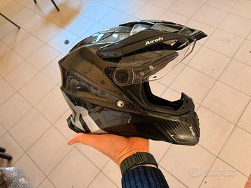 CASCO TOURING AIROH COMMANDER FULL CARBON