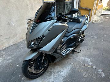 Yamaha t Max 530