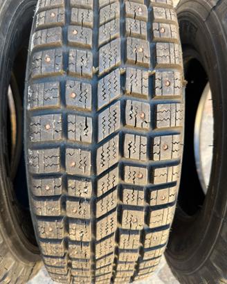 205/70/r15 chiodate
