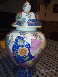 Vaso cinese floreale antico