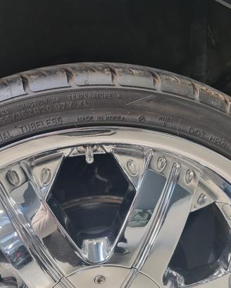 cerchi 20" con gomme