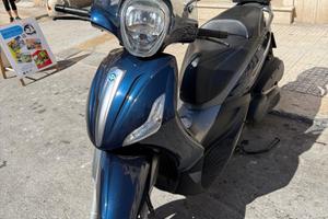 Piaggio Beverly 350 - 2012