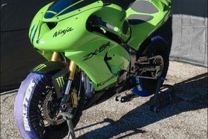 Kawasaki ninja zx6r 
