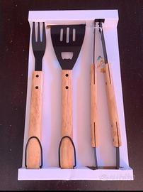 Set utensili Barbecue in legno