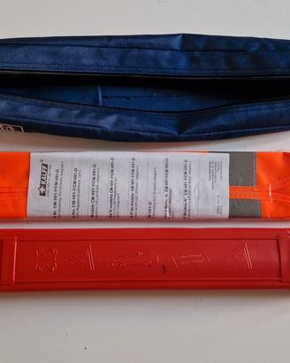 Kit auto emergenza - triangolo e giubbotto 