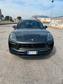 Porsche Macan 2.0 2022