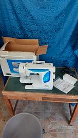 Macchina Per Cucire Italiana Aurora FY930 Usata