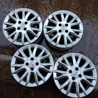 cerchi in lega 16 pollici Opel 