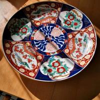 Piatto cinese in porcellana decorativo 