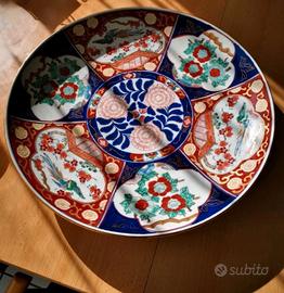 Piatto cinese in porcellana decorativo 