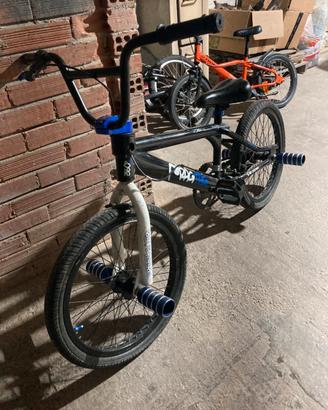 Bmx bicicletta