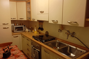 Alloggio completamente ammobiliato