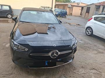 i Mercedes CLA Shooting Brake