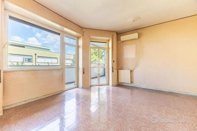 3 LOCALI A ROMA