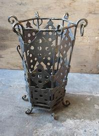 porta ombrelli o vaso in ferro battuto vintage esa
