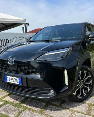 Toyota Yaris Cross 1.5Hybrid E-CVT AWD-2022