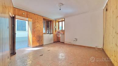 CASA SEMINDIPENDENTE A NOVI LIGURE