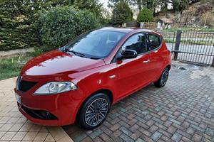 Lancia Ypsilon allestimento Gold s&s 70cv